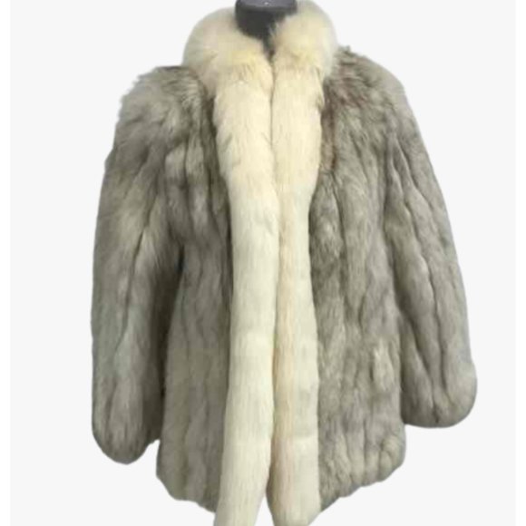 Saga Fox Real Fur Greige w/ White trim Size Medium. - Picture 1 of 9